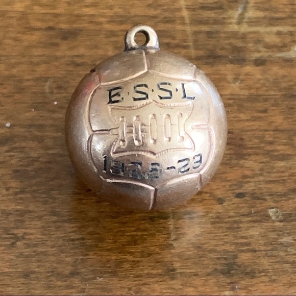1928 E.S.S.L. Basketball Charm Pendant Gold Fill - Picture 1 of 3